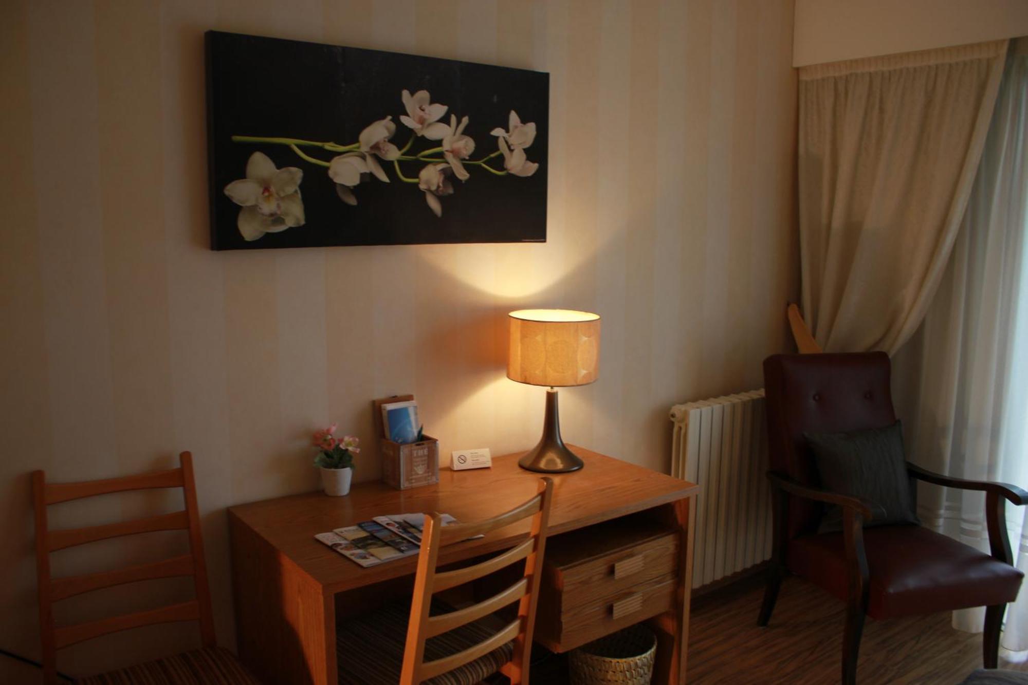 Hotel Restaurant Le Panorama Neuvecelle Стая снимка