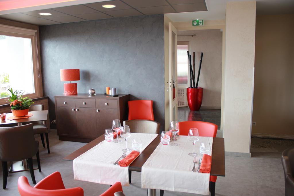 Hotel Restaurant Le Panorama Neuvecelle Екстериор снимка